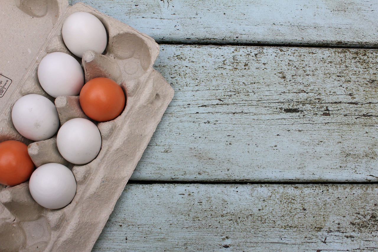 Ile gotować jajka na miękko, a jak gotować jajka na twardo?